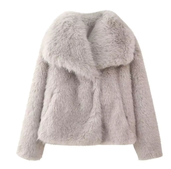 Oudina Luxe Faux Fur Coat